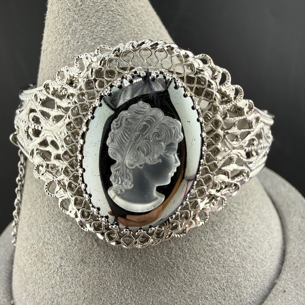 Vintage‎ Whiting Davis Cameo Bracelet Filigree 6.5 Inch